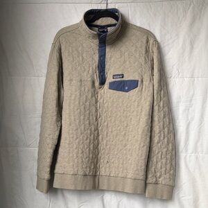 Patagonia Tan Daily Snap T Quilted Pullover with Blue Details